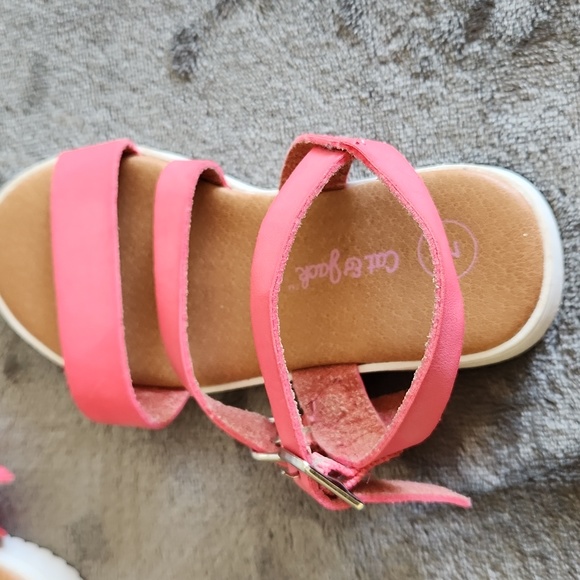 Cat & Jack, Girl's, Sz 7, Sandle, Salmon Color, 2 Buckles Adjustable - Picture 6 of 9